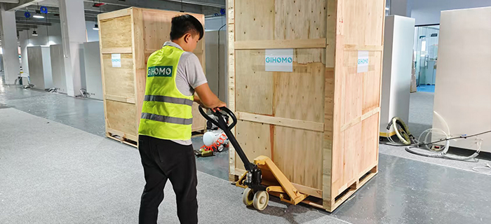 Logistic Team